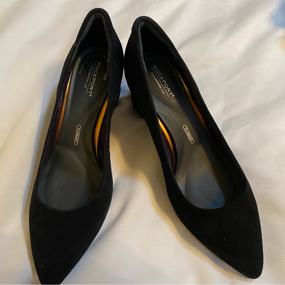 Rockport NEW size 7.5 Seude Leather